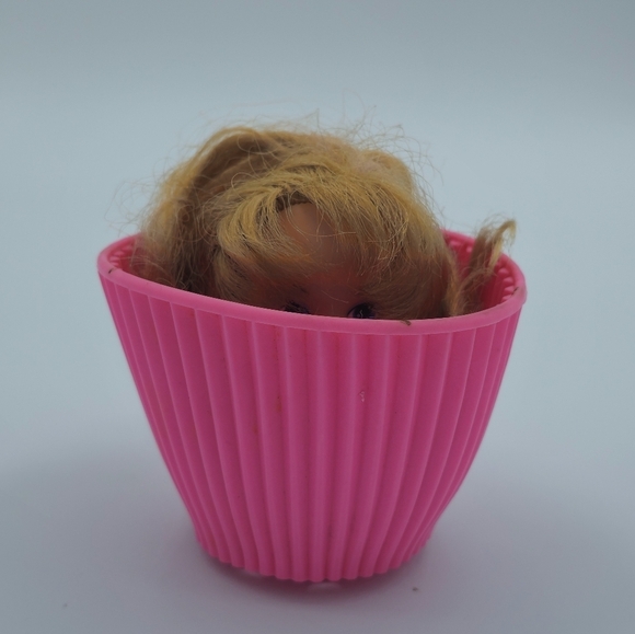 Vintage 1990 Tonka Cutie Fruiti Cherry Chip Cupcake Doll - Picture 6 of 11